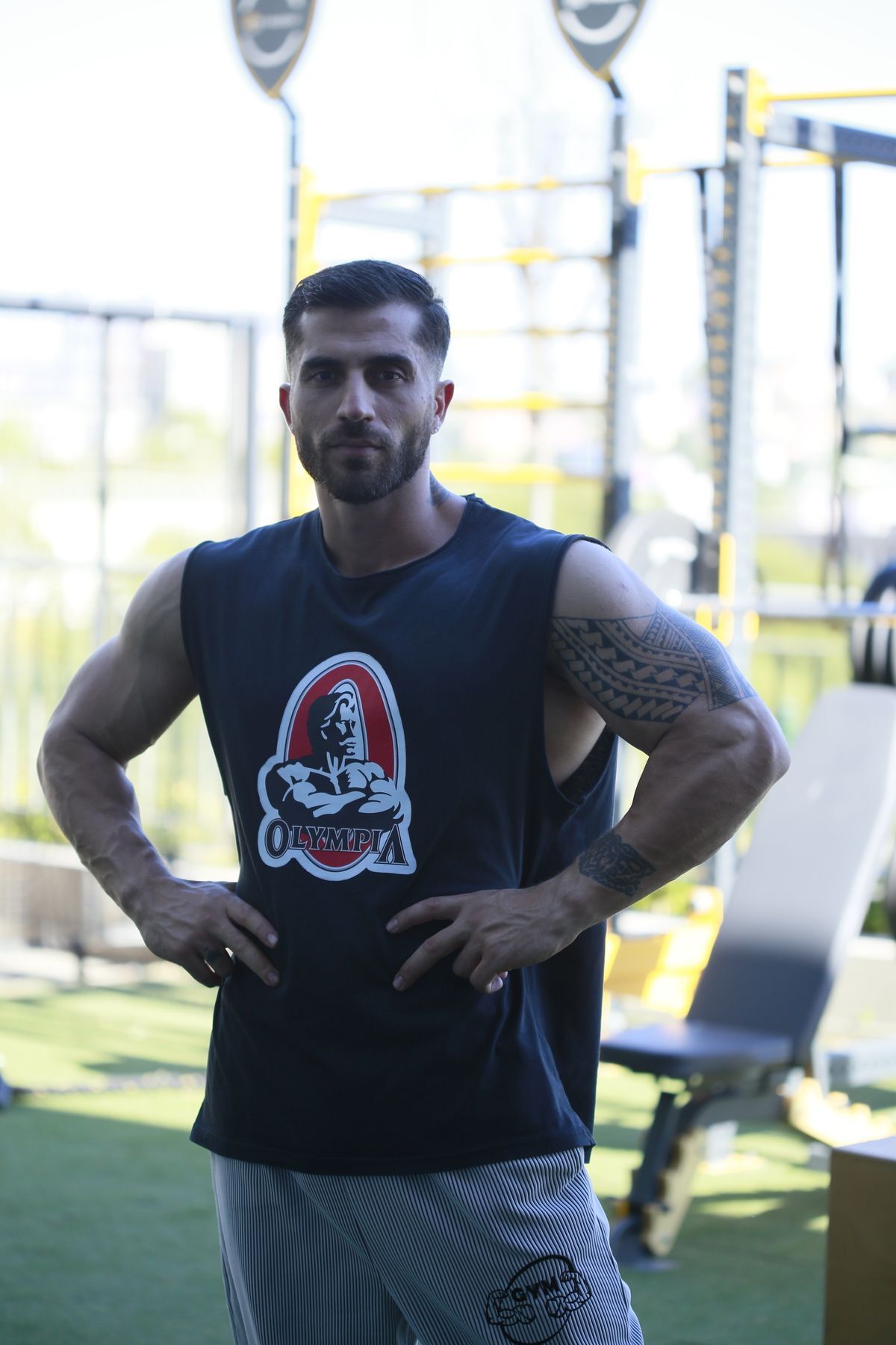 SPORCU SIFIR KOL OLYMPIA SİYAH T-SHİRT